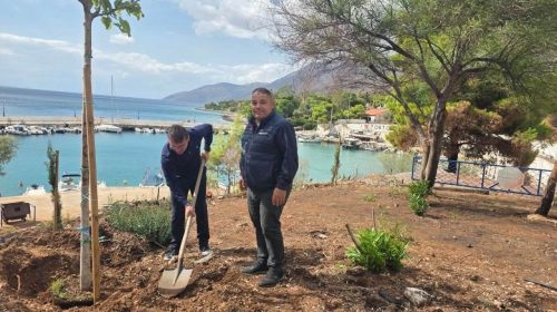ΠΟΡΤΟ ΓΕΡΜΕΝΟ: Πάνω από 1.000 νέα δέντρα στις πρώτες δεντροφυτεύσεις – Μεγάλο σχέδιο αναγέννησης του...